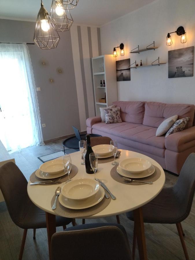 Готель Apartman Komadina Макарська Екстер'єр фото
